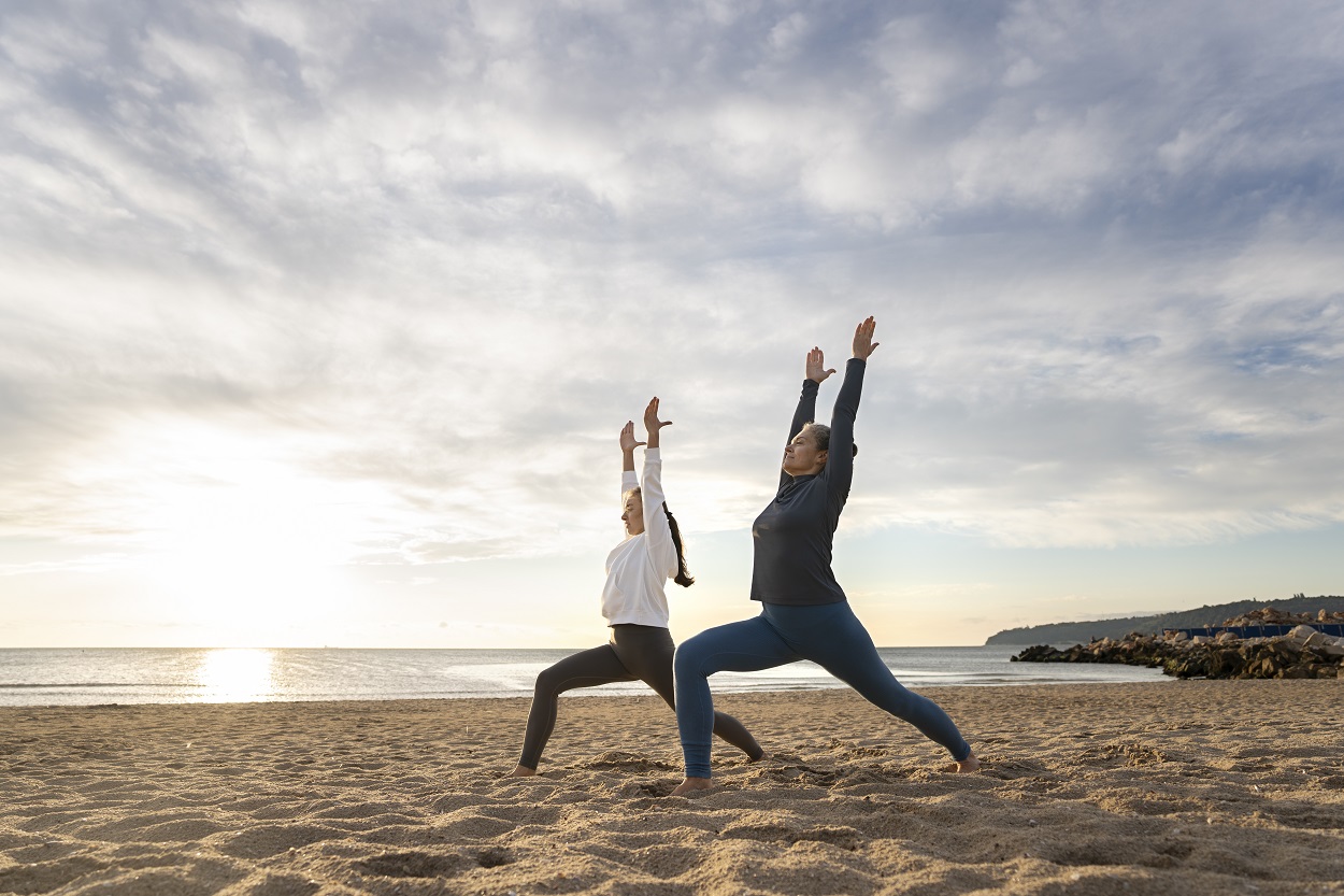 Beach Yoga: A Powerful Tool For Your Mind &#0 …
