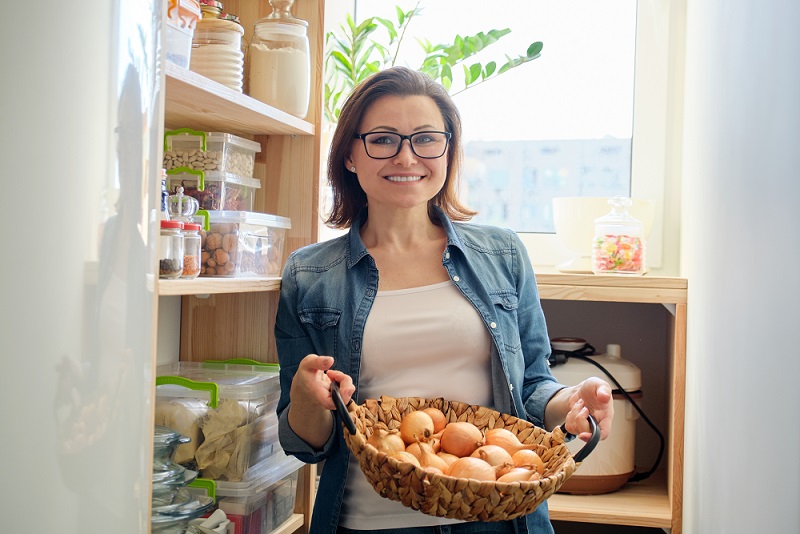 organizing your kitchen using similar bin and baskets