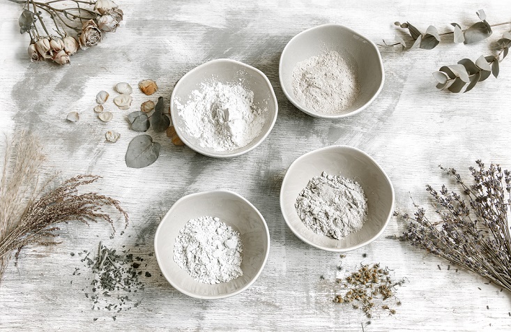 kaolin clay in bath bombs