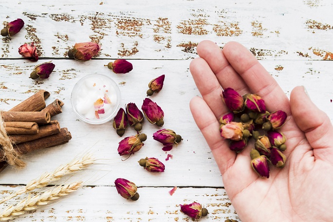 rose petal bath bombs