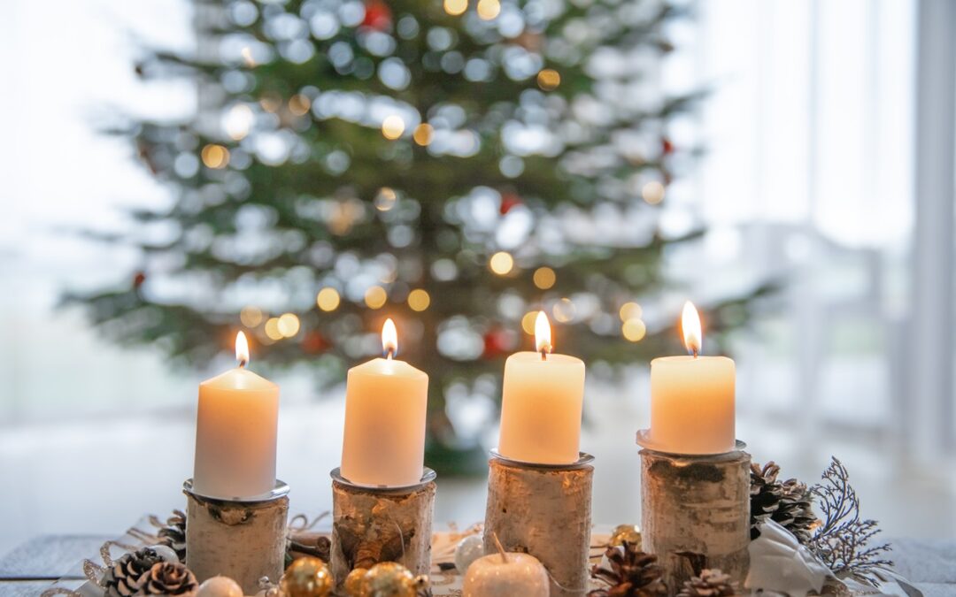 Christmas Scented Candles: Bringing the Holid …